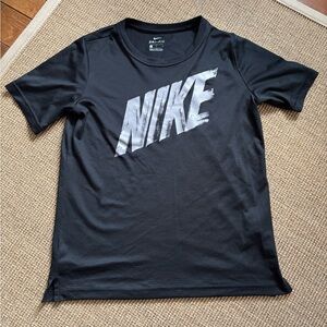 Nike Dri-Fit Black Short Sleeve Tee Youth Large